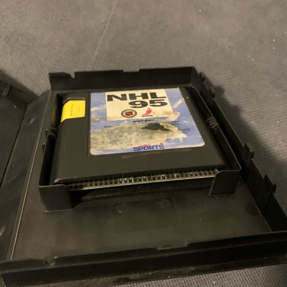 NHL 95’ 🥅 - Picture 3 of 3